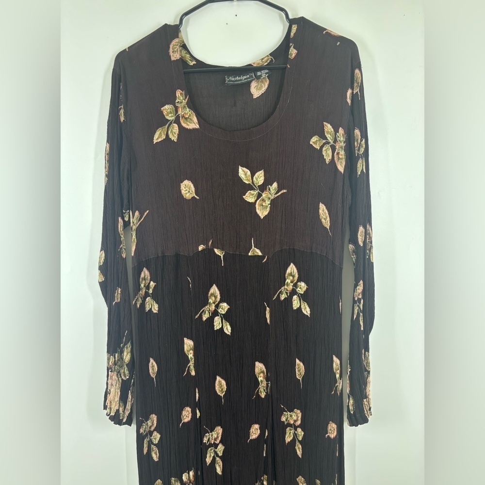 NWOT Vintage Y2K Pleated Floral‎ Witchy Whimsical Crinkle Maxi Dress Black M
